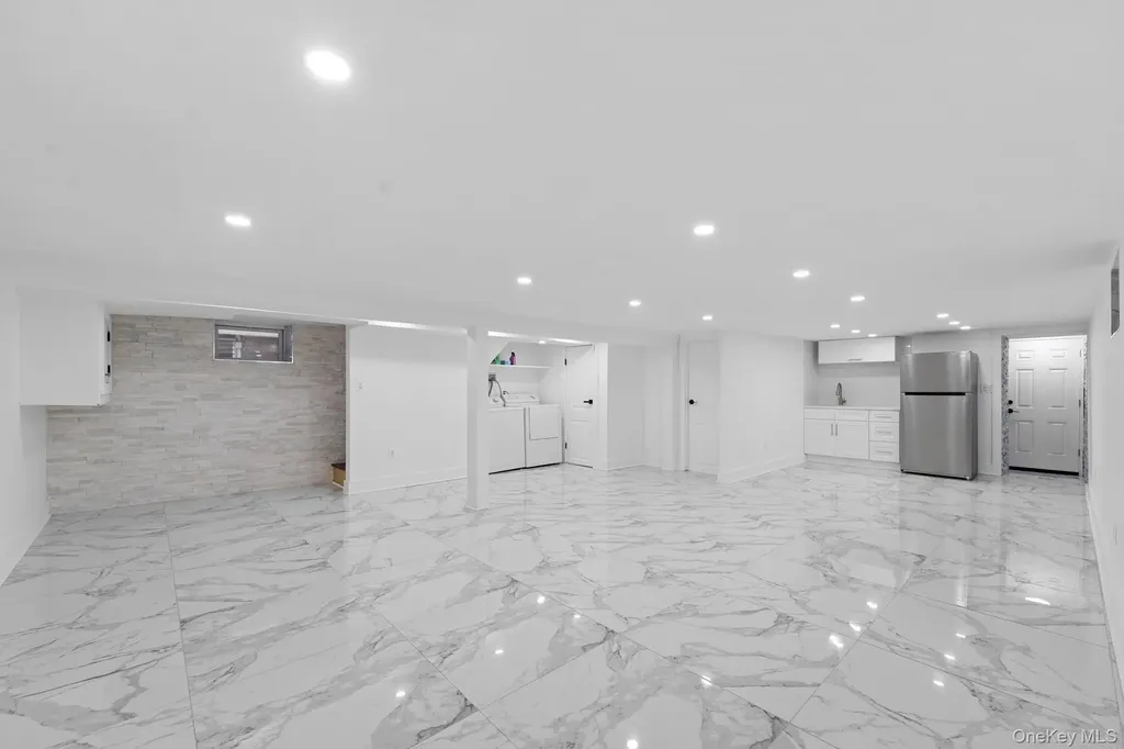 110 Walnut Street Forest Hills NY 11375