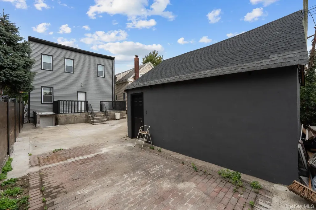 110 Walnut Street Forest Hills NY 11375