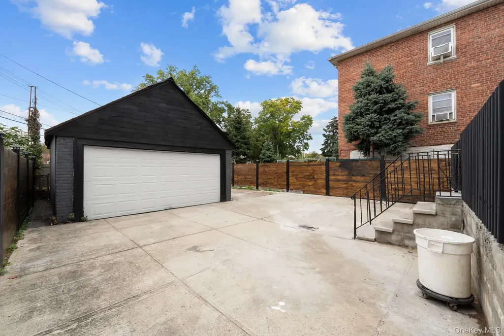 110 Walnut Street Forest Hills NY 11375