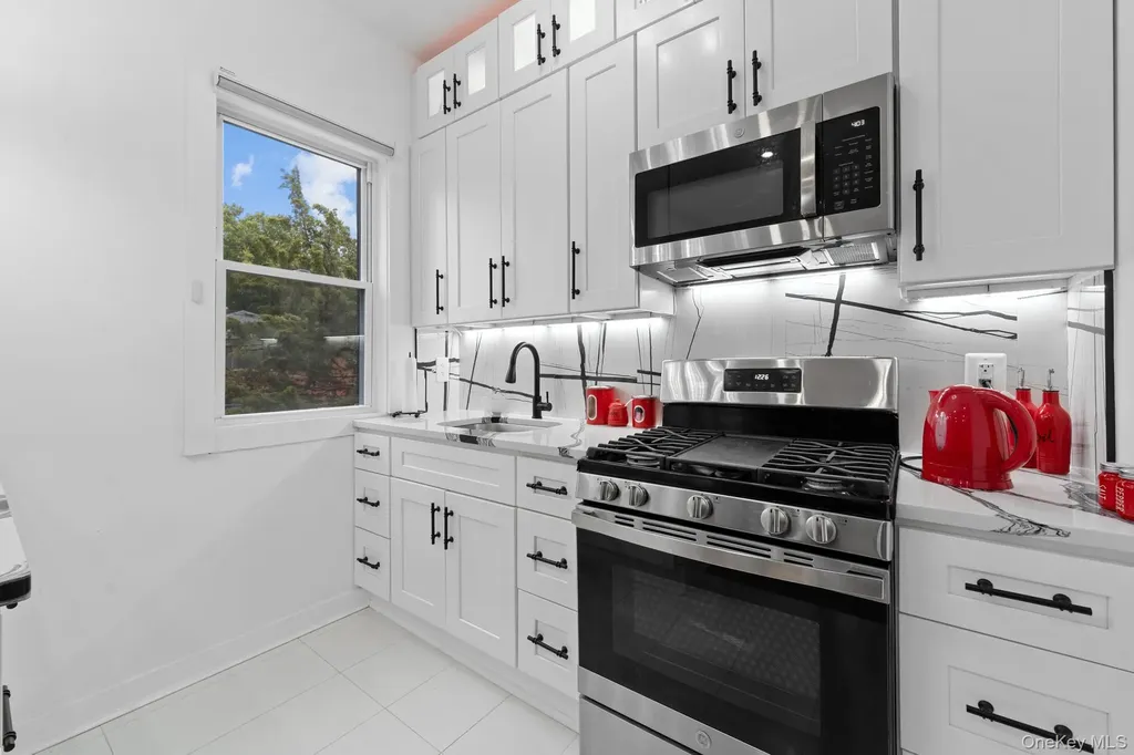 110 Walnut Street Forest Hills NY 11375