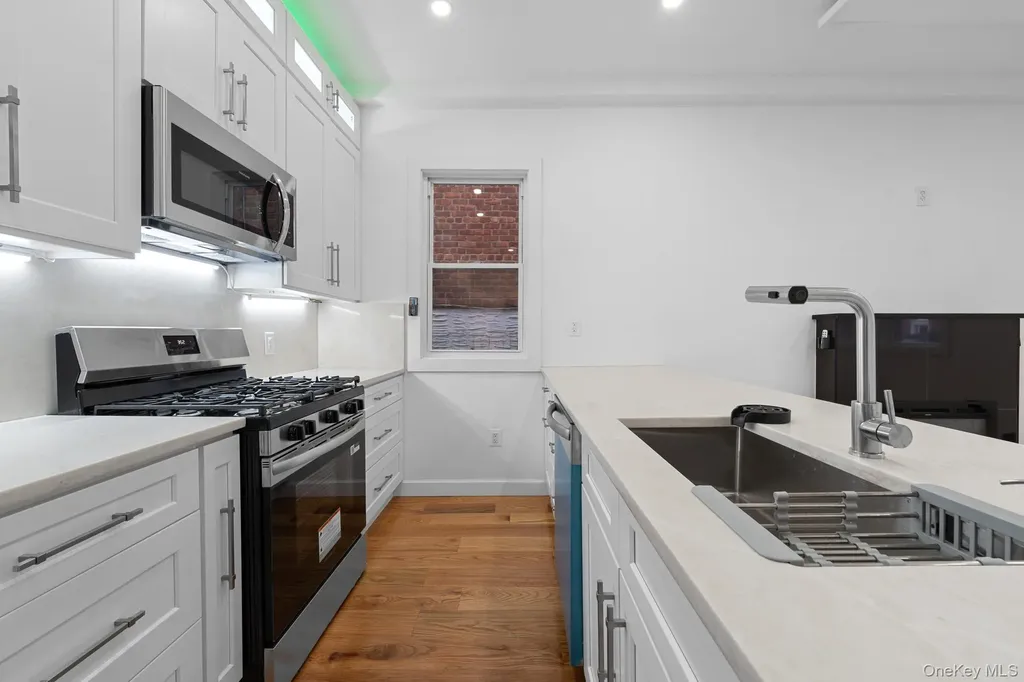 110 Walnut Street Forest Hills NY 11375