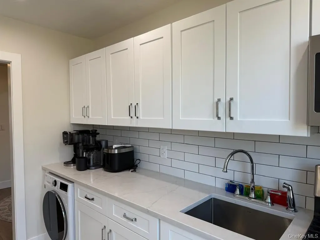 279 Cedarhurst Avenue Cedarhurst NY 11516