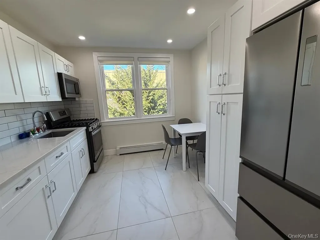 279 Cedarhurst Avenue Cedarhurst NY 11516