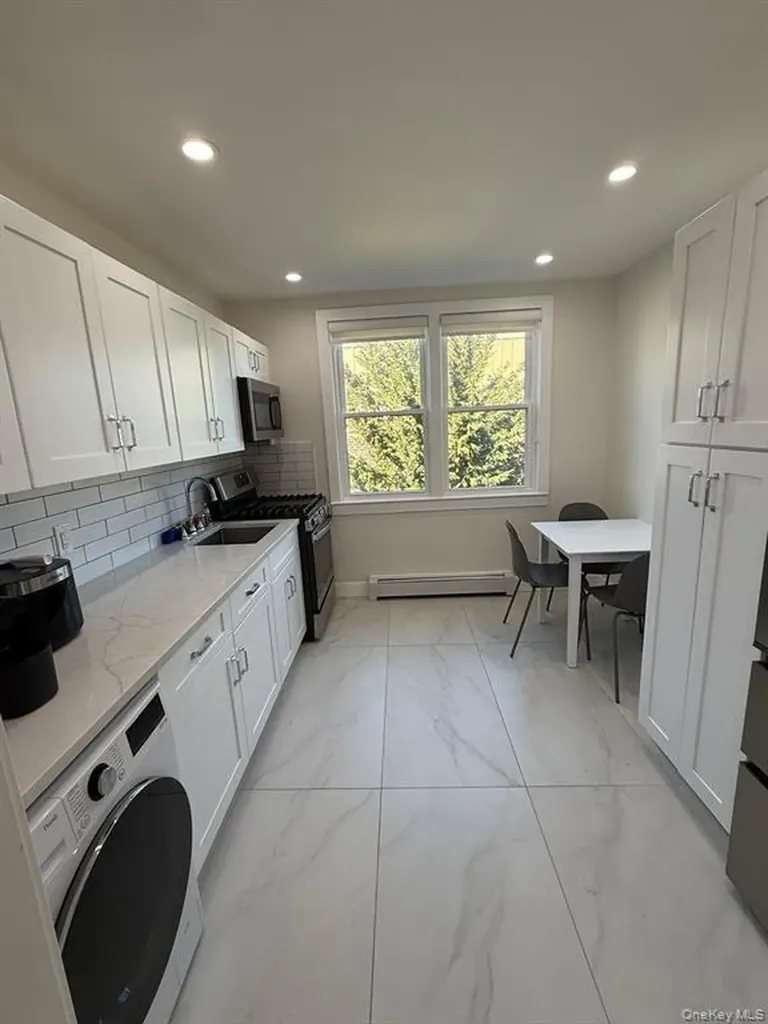 279 Cedarhurst Avenue Cedarhurst NY 11516