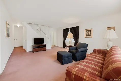 117 Mountaindale Road Yonkers NY 10710