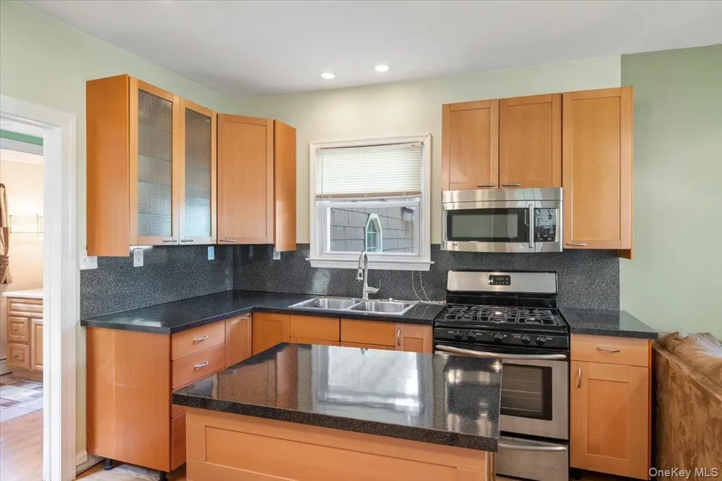 1 Moonlight Trail Goshen NY 10924