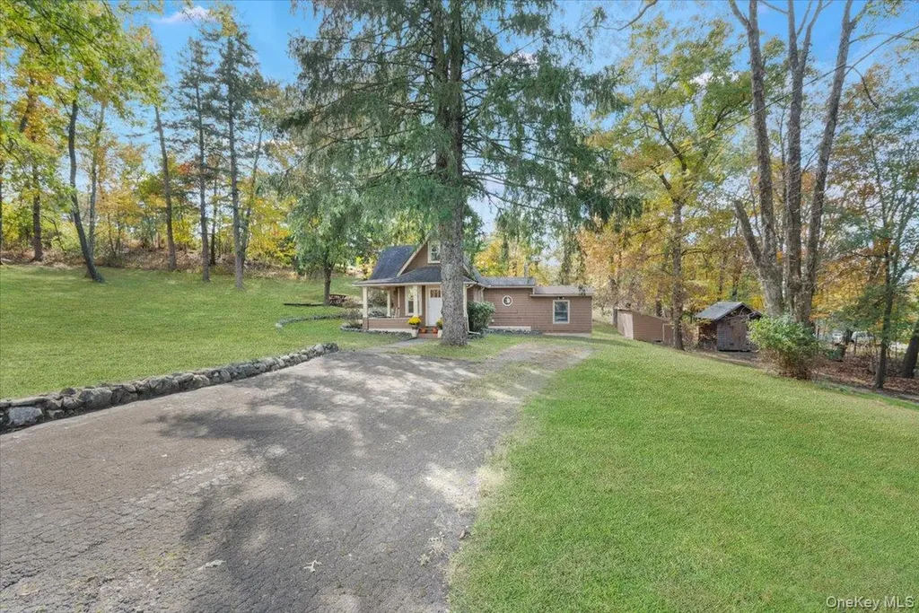 1 Moonlight Trail Goshen NY 10924