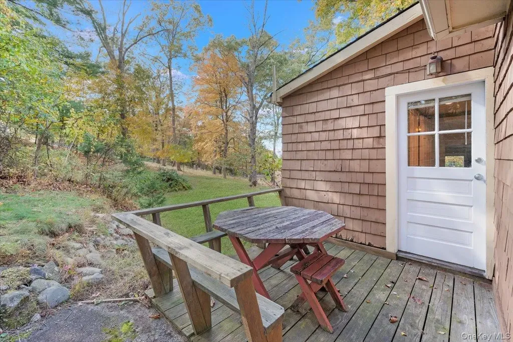 1 Moonlight Trail Goshen NY 10924