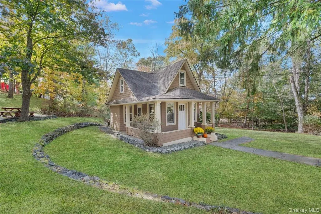 1 Moonlight Trail Goshen NY 10924