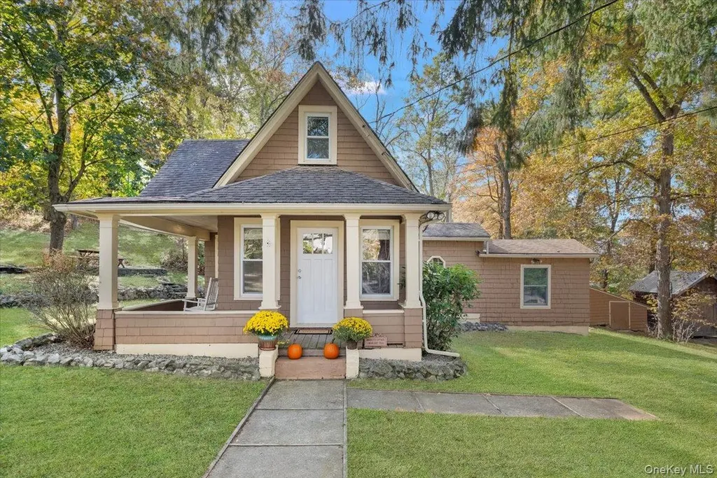 1 Moonlight Trail Goshen NY 10924