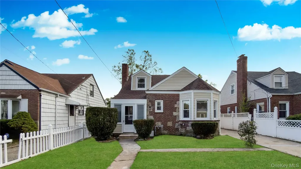 138 Windsor Parkway Hempstead NY 11550