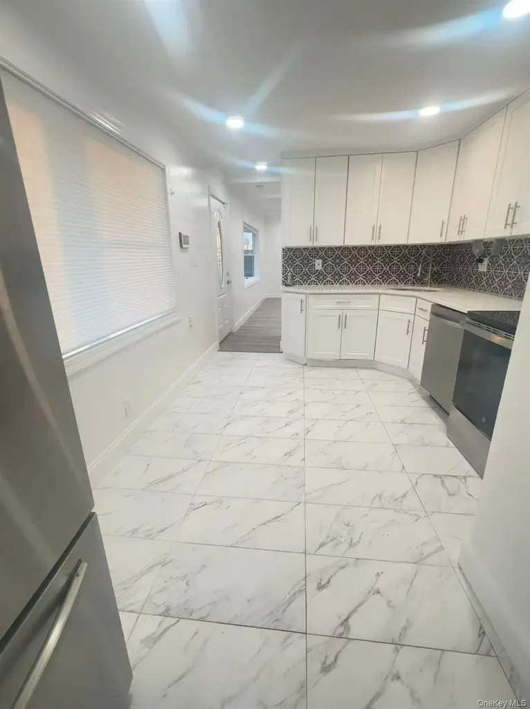110 Parkside Drive N Levittown NY 11756