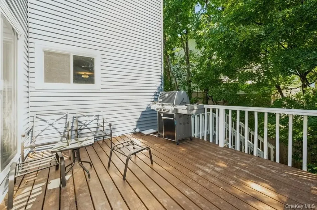 516 Almena Avenue Ardsley NY 10502