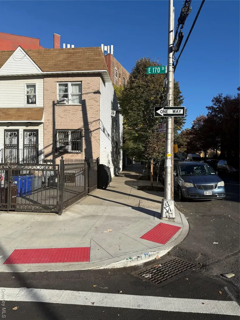 815 E 170th Street Bronx NY 10459