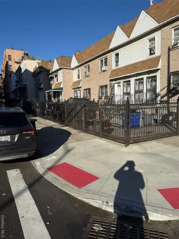 815 E 170th Street Bronx NY 10459