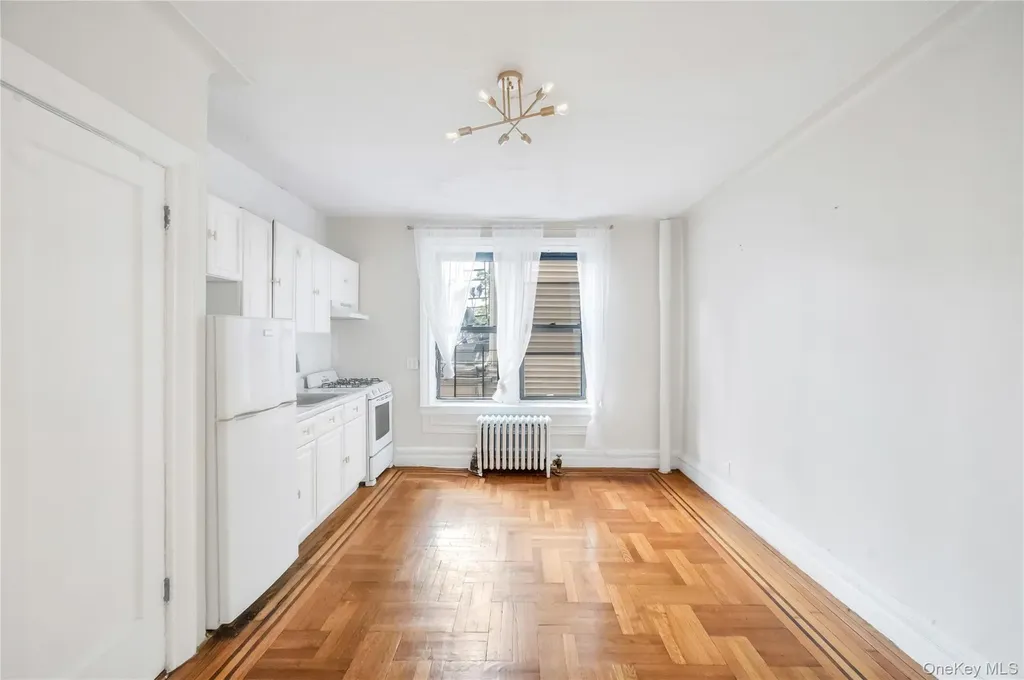 3152 Hull Avenue Bronx NY 10467