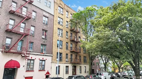 3152 Hull Avenue Bronx NY 10467