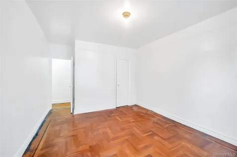 3152 Hull Avenue Bronx NY 10467
