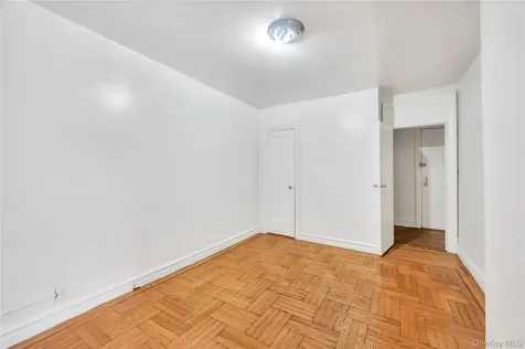3152 Hull Avenue Bronx NY 10467