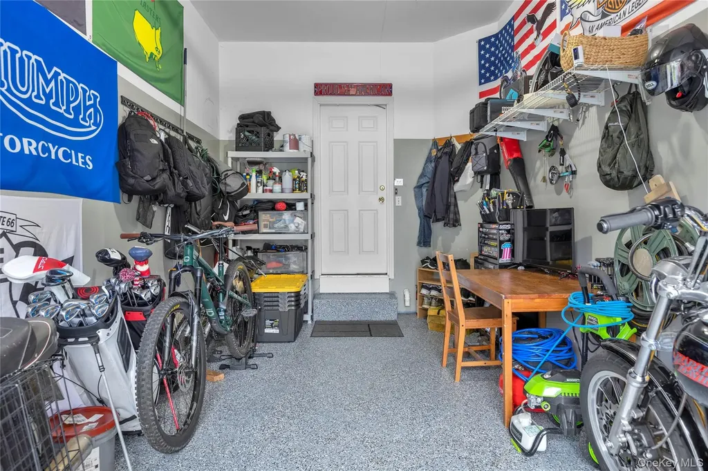 32 Scarborough Drive Smithtown NY 11787