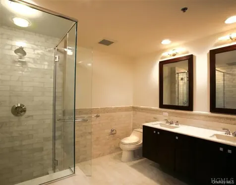 5 Renaissance Square White Plains NY 10601
