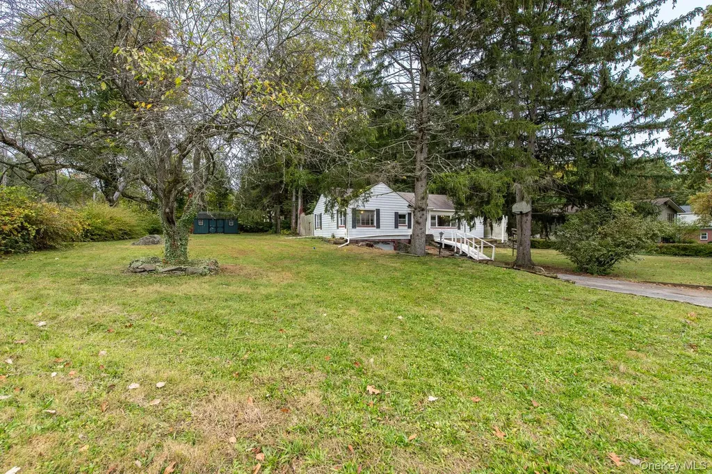 88 Buckingham Avenue Poughkeepsie NY 12601