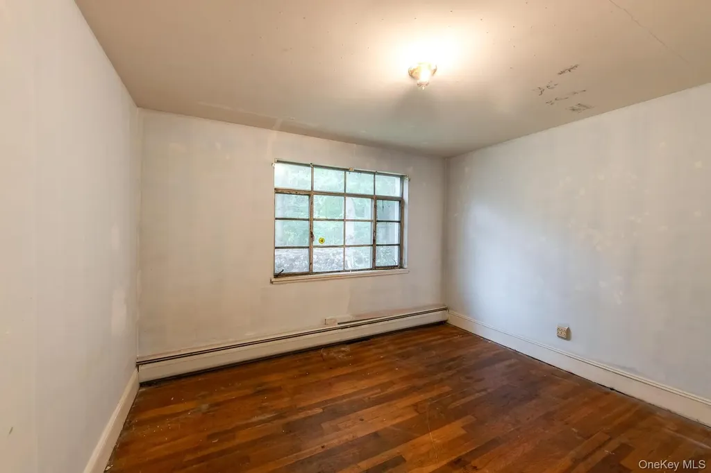 88 Buckingham Avenue Poughkeepsie NY 12601