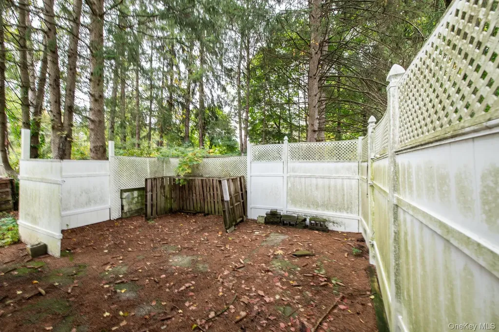 88 Buckingham Avenue Poughkeepsie NY 12601