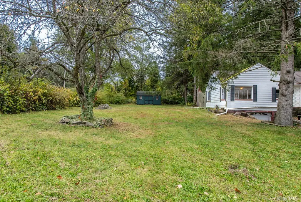 88 Buckingham Avenue Poughkeepsie NY 12601