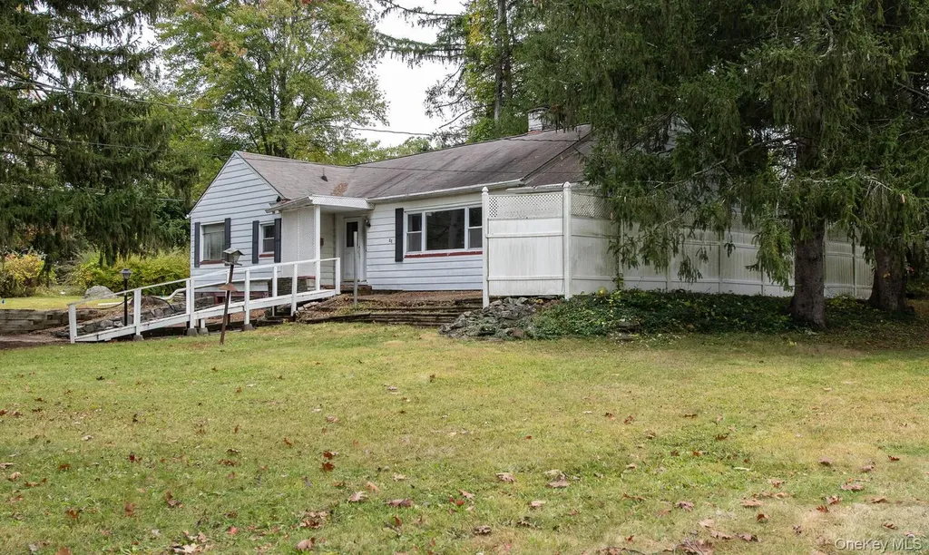 88 Buckingham Avenue Poughkeepsie NY 12601