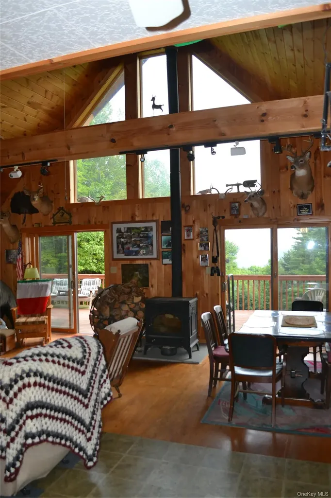 365 Via Appian Way Roscoe NY 12776