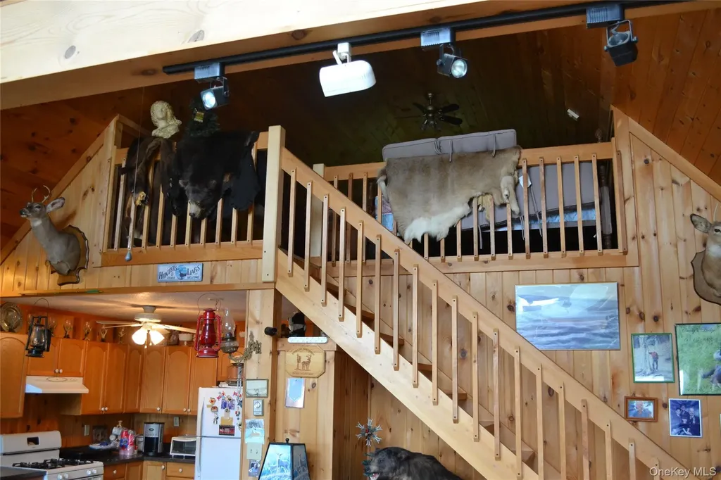 365 Via Appian Way Roscoe NY 12776