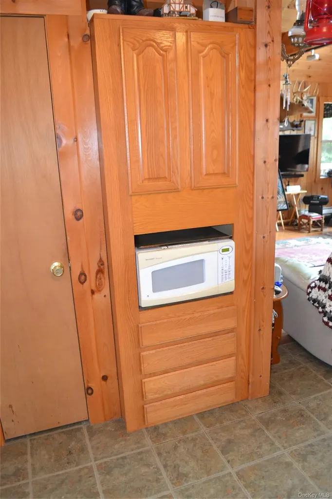 365 Via Appian Way Roscoe NY 12776