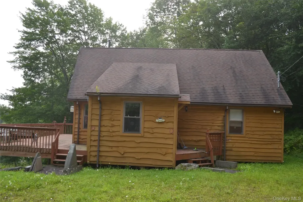 365 Via Appian Way Roscoe NY 12776