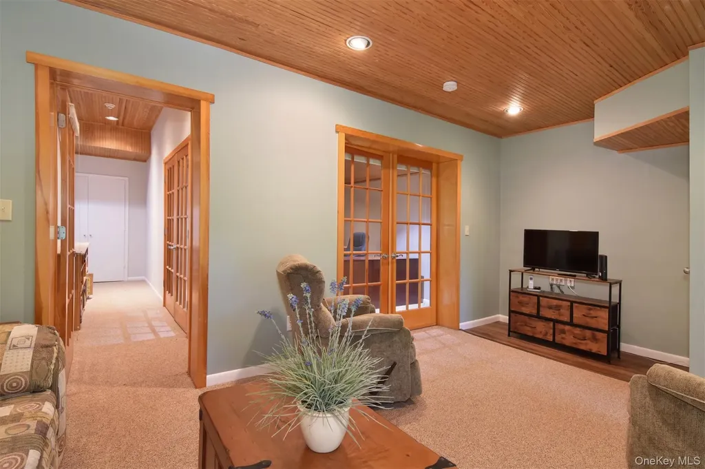 111 Valleyview Road Irvington NY 10533
