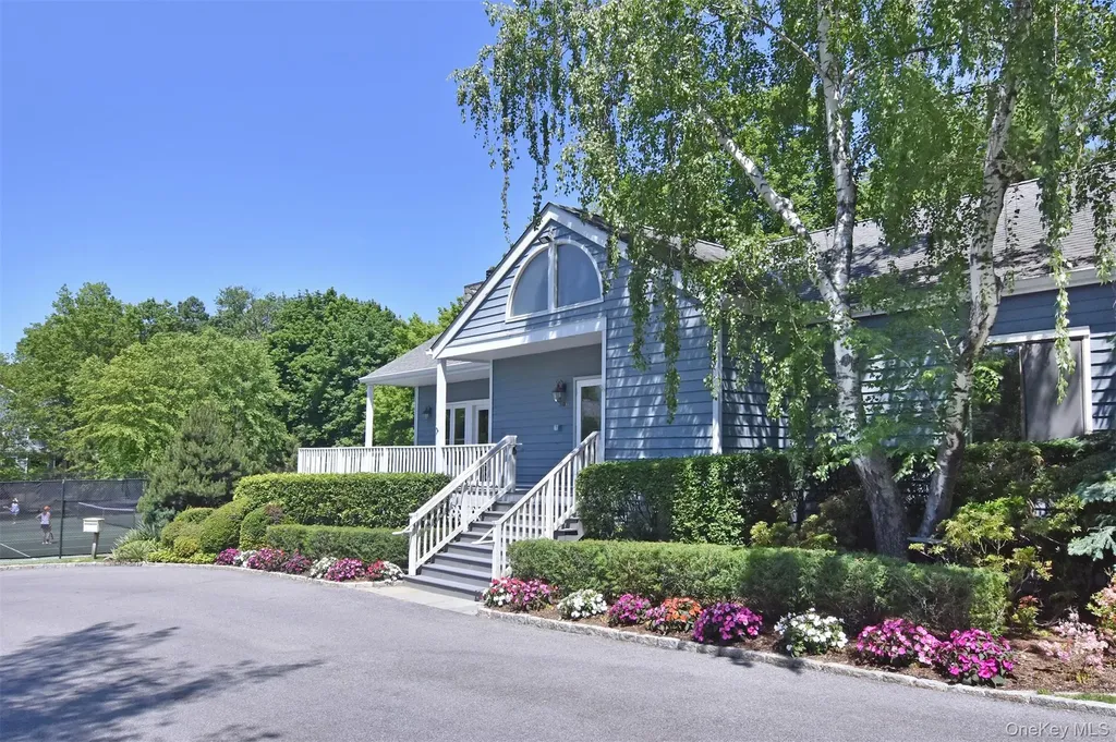 111 Valleyview Road Irvington NY 10533