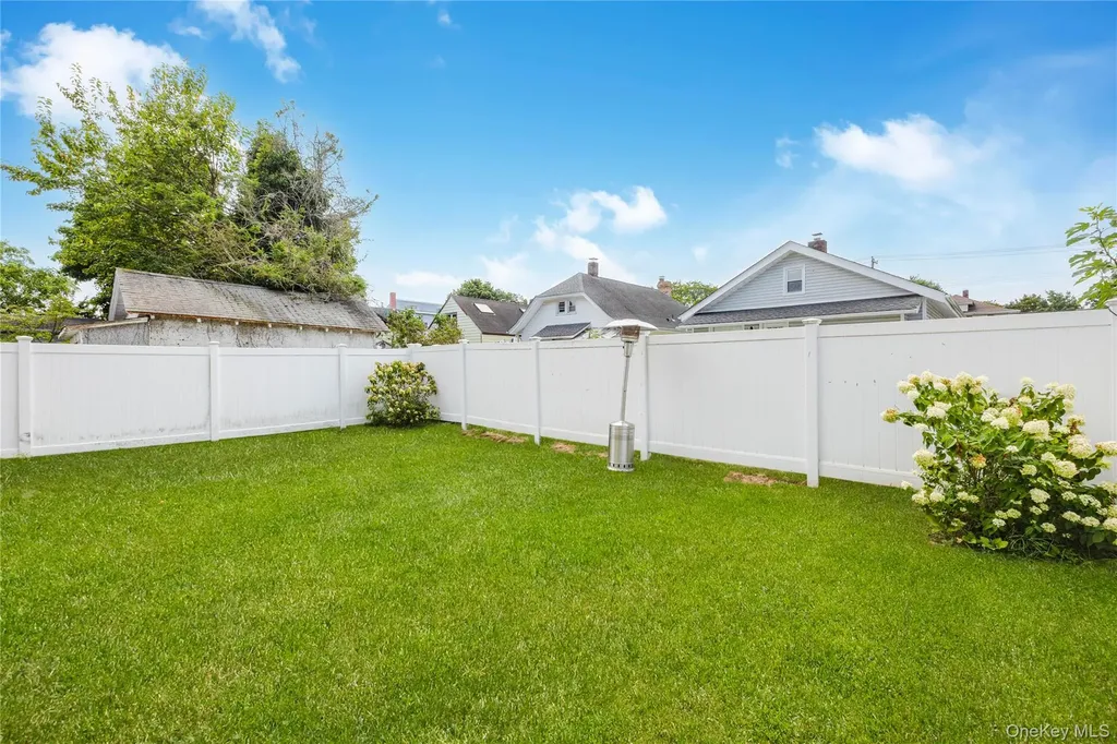 2758 Harvard Place Baldwin NY 11510