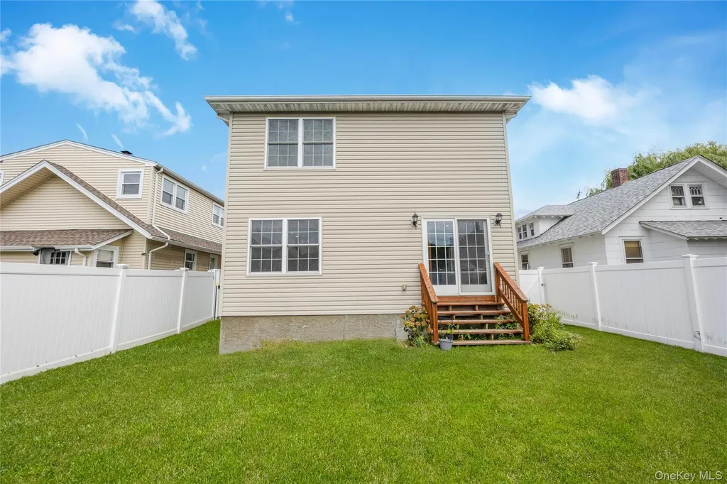 2758 Harvard Place Baldwin NY 11510