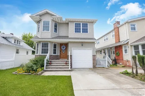 2758 Harvard Place Baldwin NY 11510