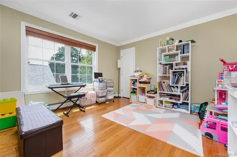 2758 Harvard Place Baldwin NY 11510