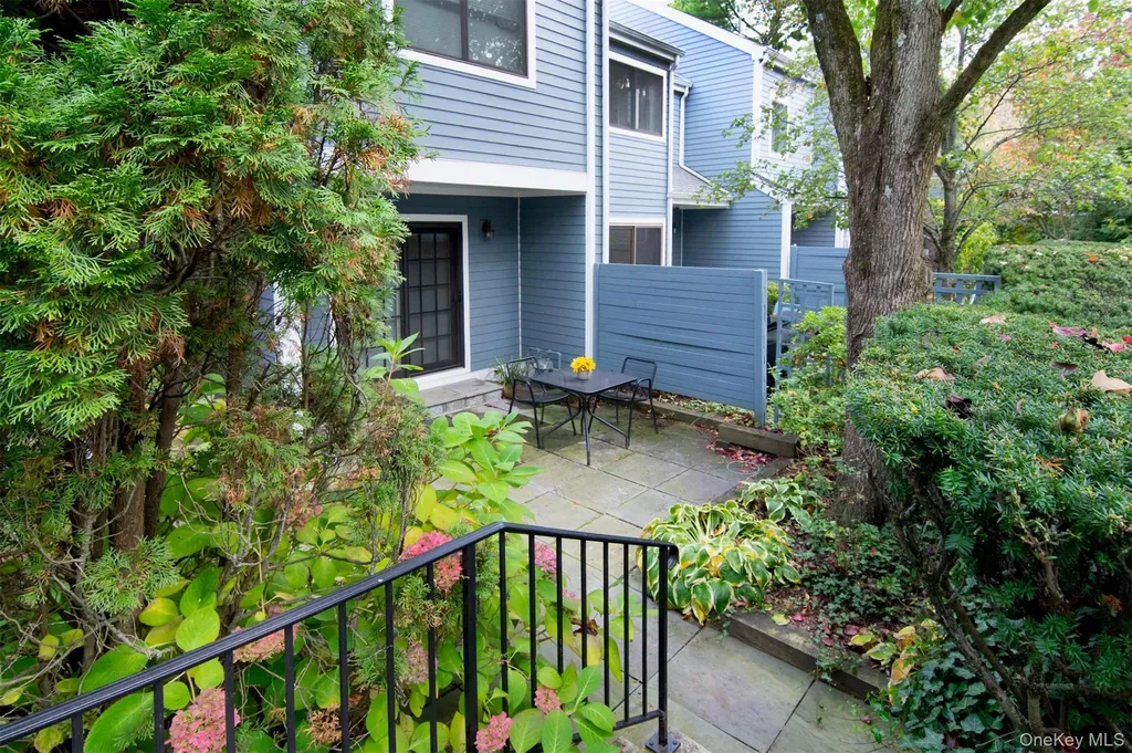 110 Valleyview Road Irvington NY 10533