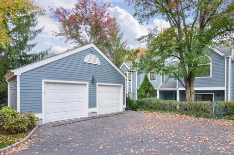110 Valleyview Road Irvington NY 10533