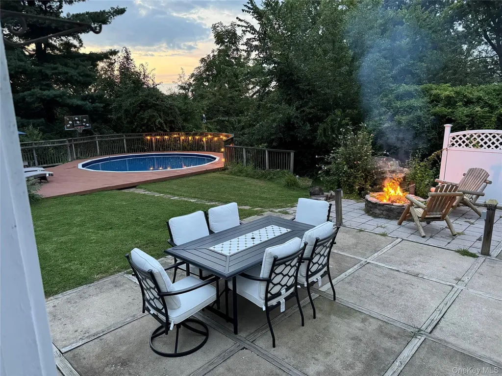 15 E Dogwood Drive Poughkeepsie NY 12601