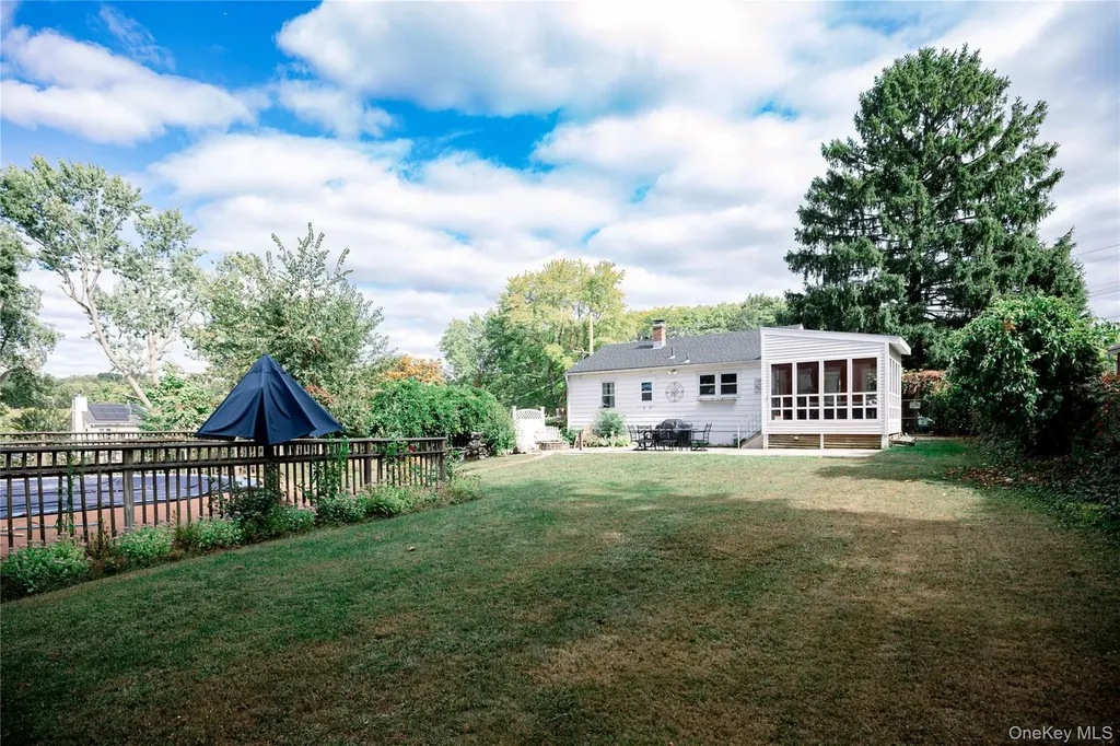 15 E Dogwood Drive Poughkeepsie NY 12601