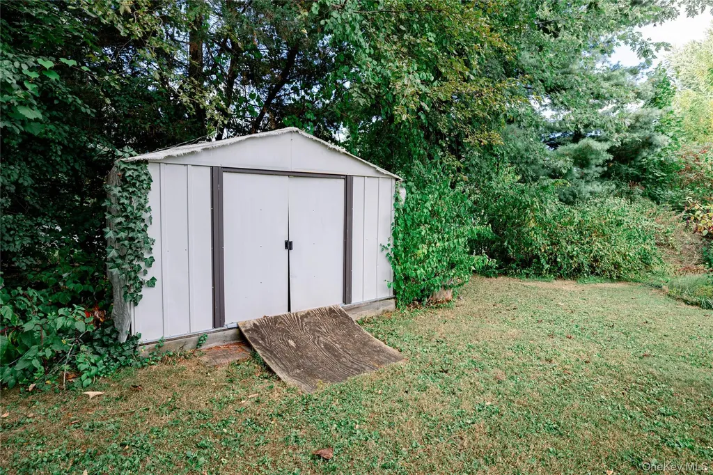 15 E Dogwood Drive Poughkeepsie NY 12601