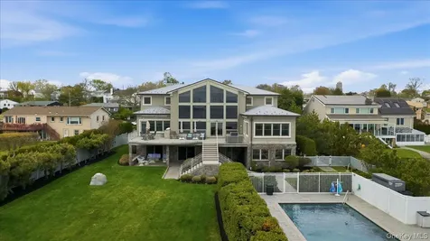 135 Kensington Oval New Rochelle NY 10805
