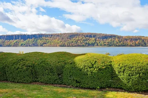 57 Maple Avenue Hastings-on-hudson NY 10706