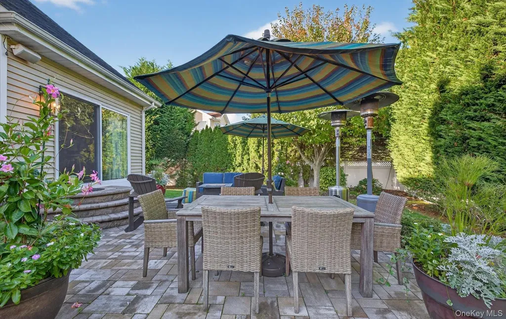 133 Breeley Boulevard Melville NY 11747