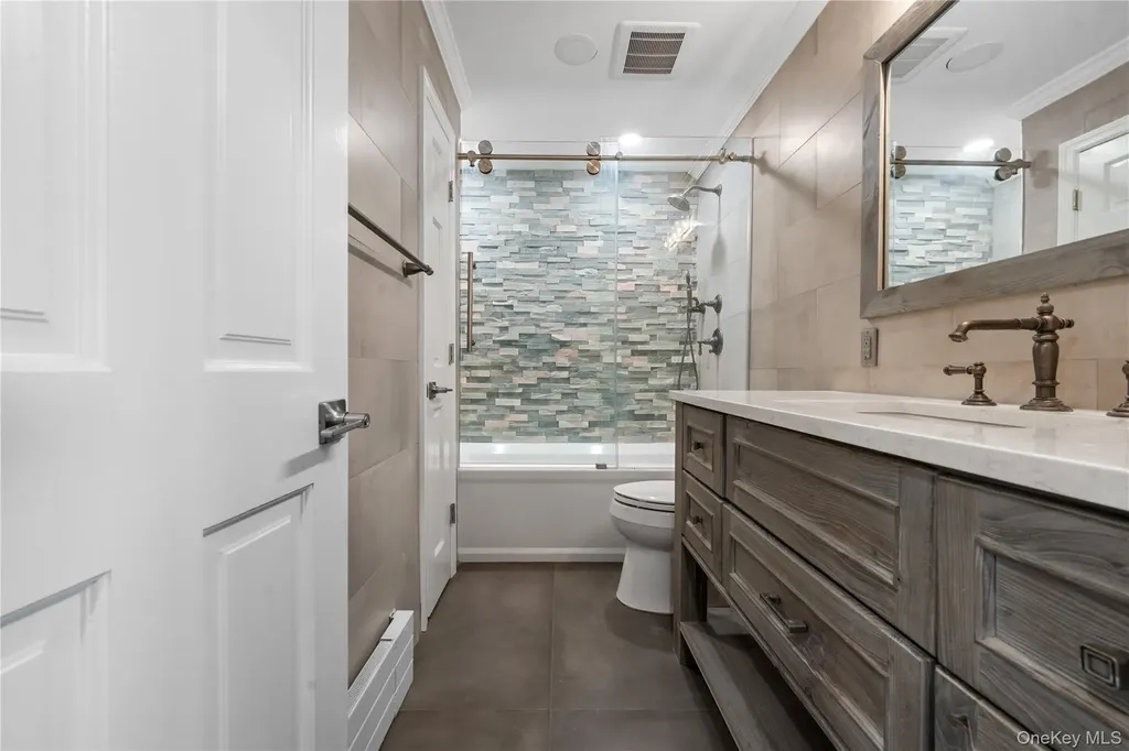 3347 Ocean Harbor Drive Oceanside NY 11572