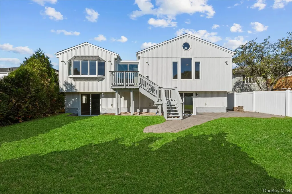 3347 Ocean Harbor Drive Oceanside NY 11572